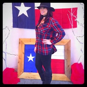 💟 Red and blue plaid flannel